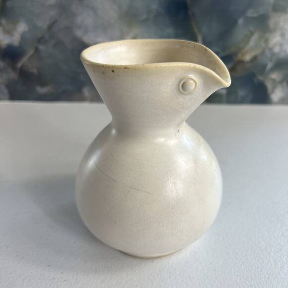 Studio Art Pottery Pitcher Handmade Ivory Stoneware Speckled Signed I.V.I - Picture 2 of 14